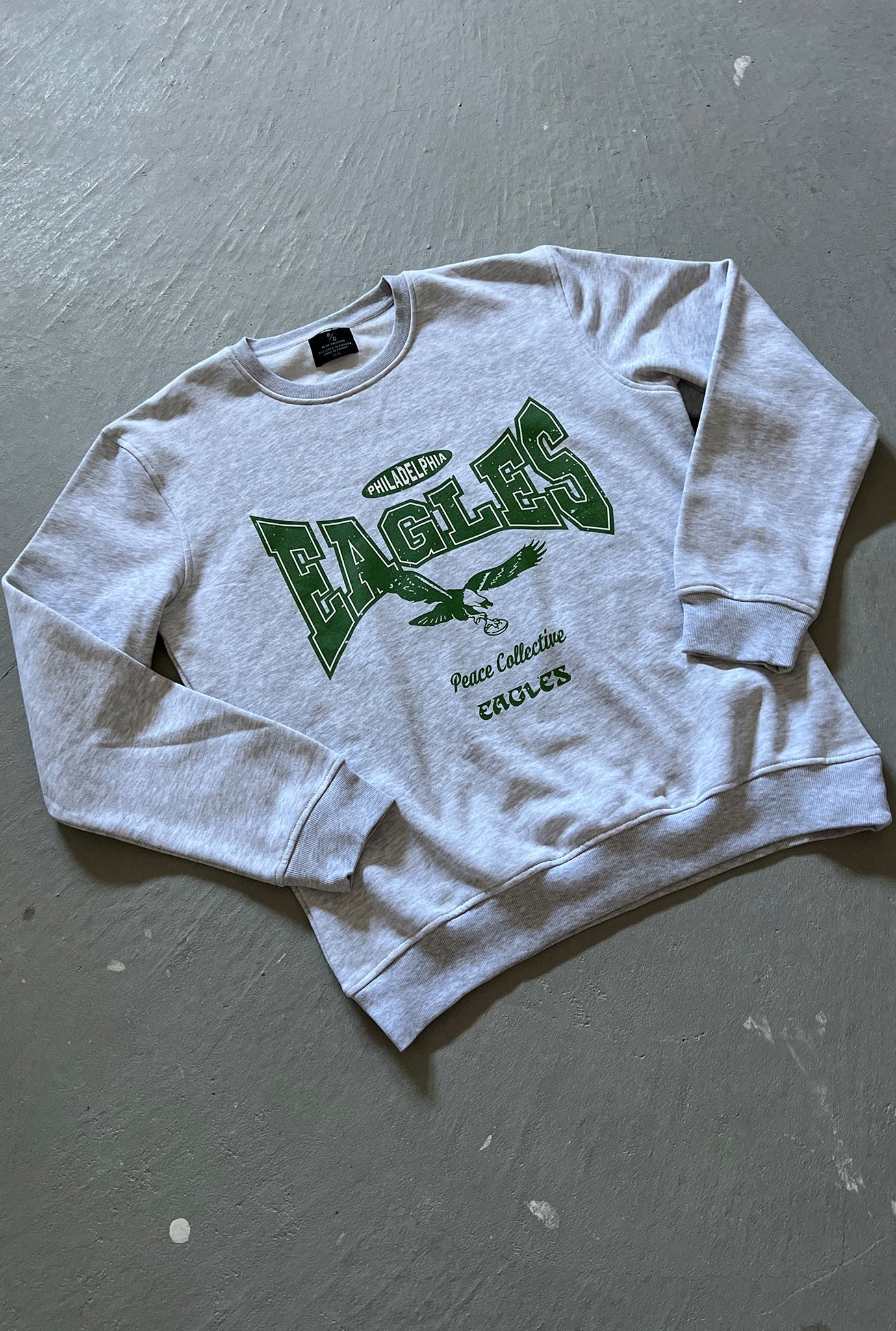 Philadelphia Eagles Washed Graphic Crewneck - Ash
