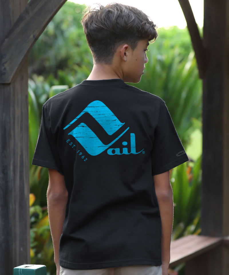 Retro Vail Black Short Sleeve Crewneck T-Shirt