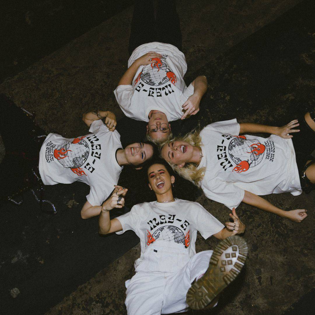 MAY-A  / Globe Tee