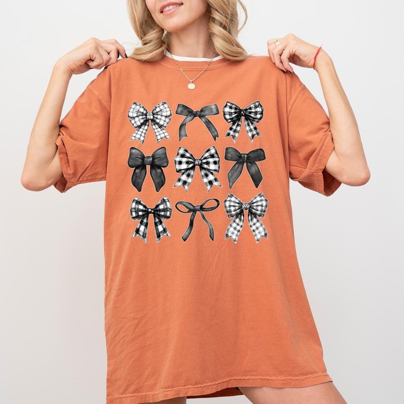 Comfort Colors Black Checkered Bow Shirt, Y2K Coquette Bow Graphic Printed Tee, Dark Checkered Bow Unhinged Shirt, Womenswear Oversized T-Shirt