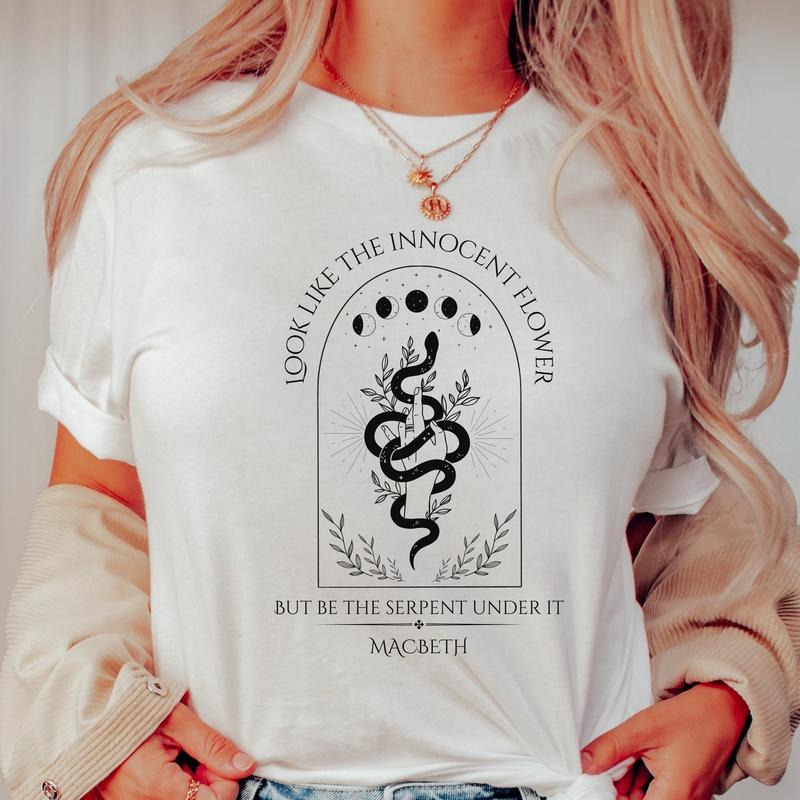 Shakespeare Shirt. Lady Macbeth Shirt. Snake T-shirt. Dark Academia. Alt Style. Literature shirt. Literary shirt. Dark cottagecore. Gothic.