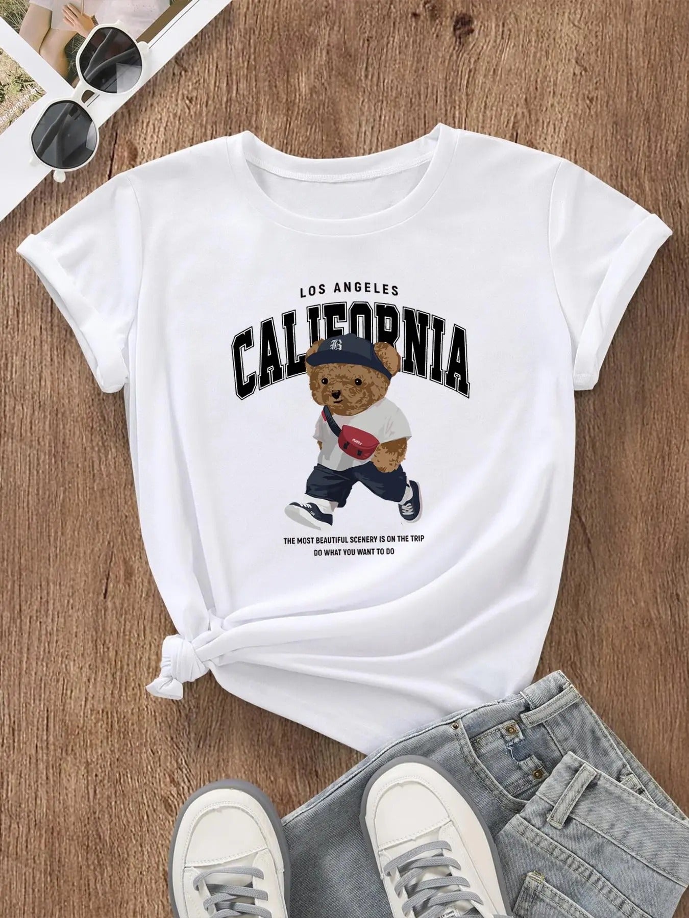 Women's Cartoon Bear & Letter Print Round Neck Tee, Casual Short Sleeve Crew Neck T-Shirt for Daily Wear, Ladies Clothes for All Seasons