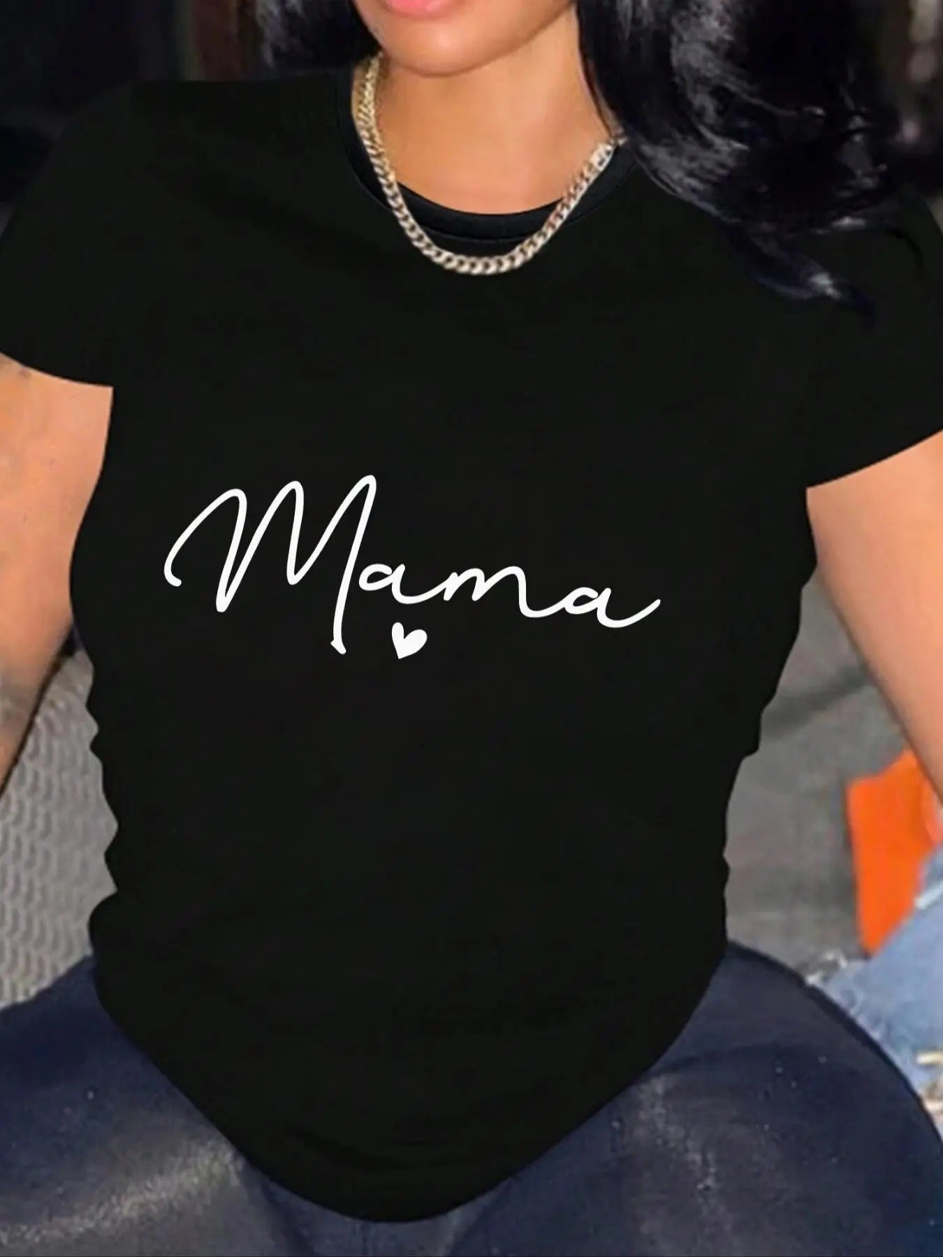 Women's Heart & Letter Print Round Neck Tee, Casual Short Sleeve Crew Neck T-Shirt for Summer, Fashion Women's Top for Daily Wear