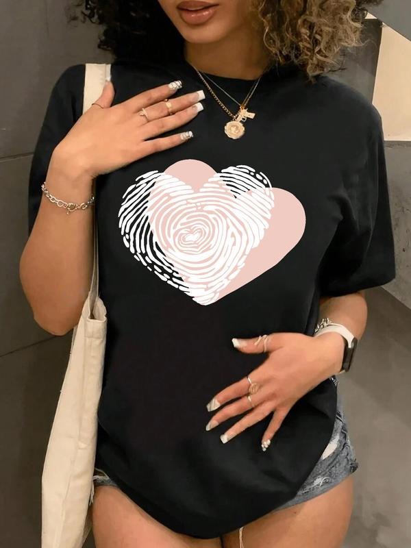 Women's Heart Print Round Neck Tee, Fashion Casual Crew Neck Short Sleeve T-Shirt for Daily Holiday Vacation Outdoor Wear, Ladies Clothes for All Seasons