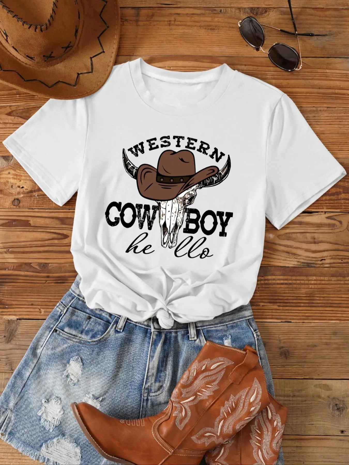 Women's Western Cowboy Round Neck Graphic Tee, Fashion Casual Short Sleeve T-shirt for Daily Wear, Ladies Summer Outfit